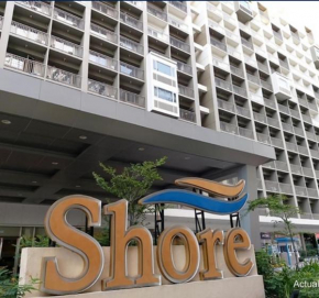 Big Cut End-Unit Condo In SHORE RESIDENCES
